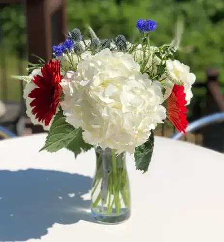 4th June gift flowers